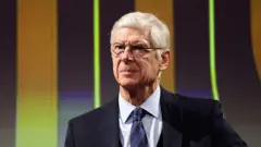 温格承认补水暂停不受欢迎，FIFA将评估影响